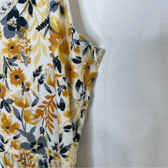 Joie Yellow Floral Mommy and Me Maxi Tiered Sun Dress Size 4 NWT - Picture 8 of 15